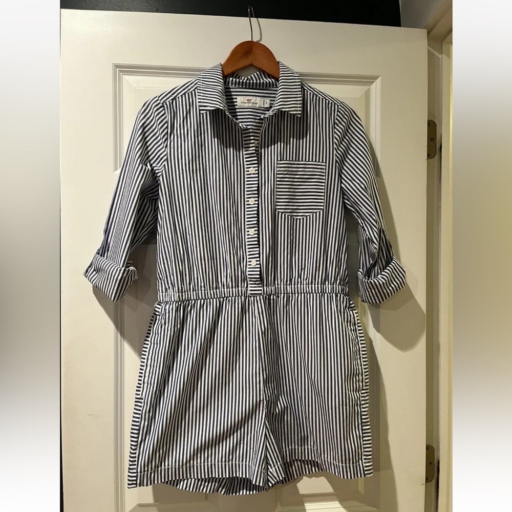 Vineyard Vines Women’s Blue and White Romper 6, Belt Missing